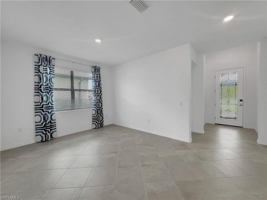 PORTICO - Residential