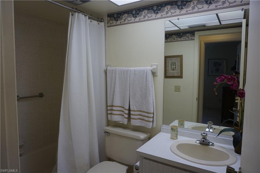 LA BUENA VIDA CONDO - Residential