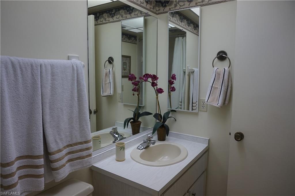 LA BUENA VIDA CONDO - Residential