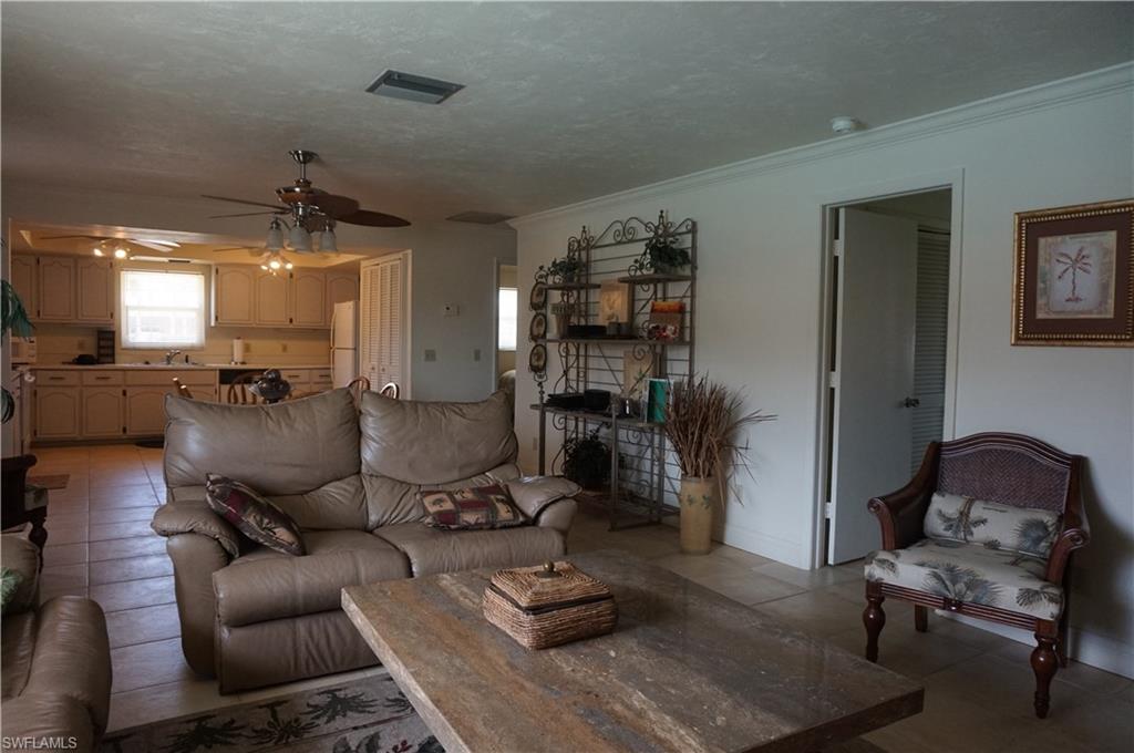 LA BUENA VIDA CONDO - Residential