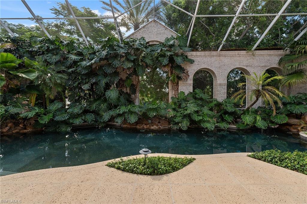 BAY COLONY SHORES - Residential