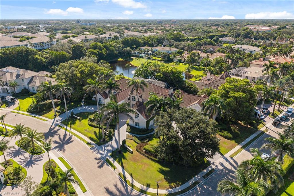 BAY COLONY SHORES - Residential