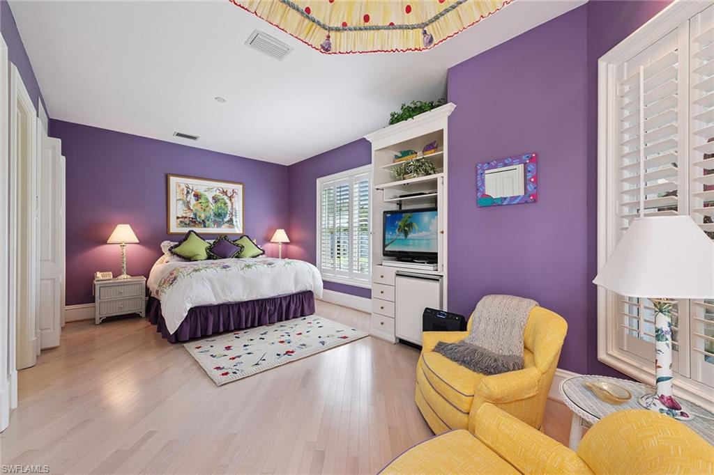 BAY COLONY SHORES - Residential