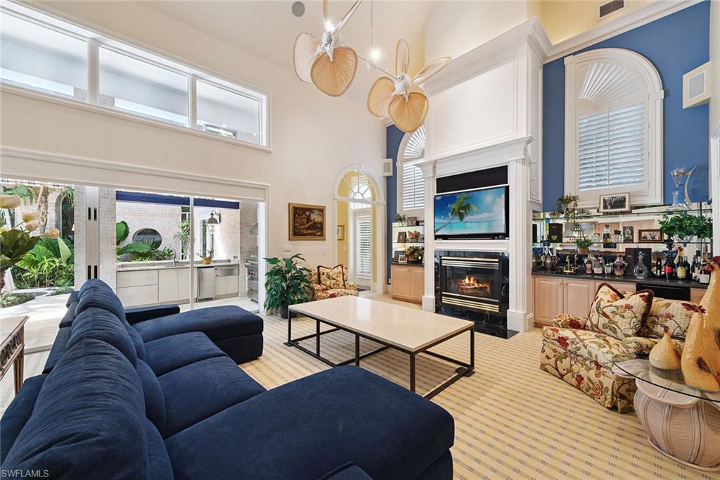 BAY COLONY SHORES - Residential