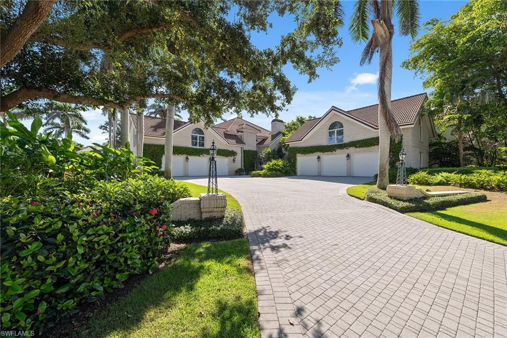 Photo of 356 Colony DR, NAPLES, FL 34108 (MLS # 225065019)