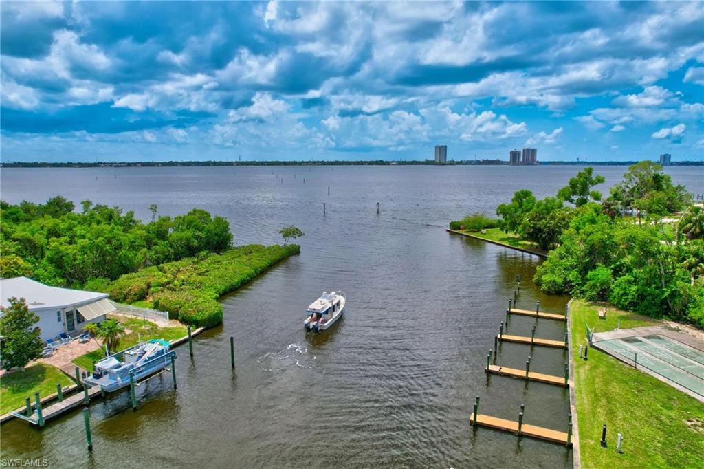 OLD BRIDGE VILLAGE - Residential