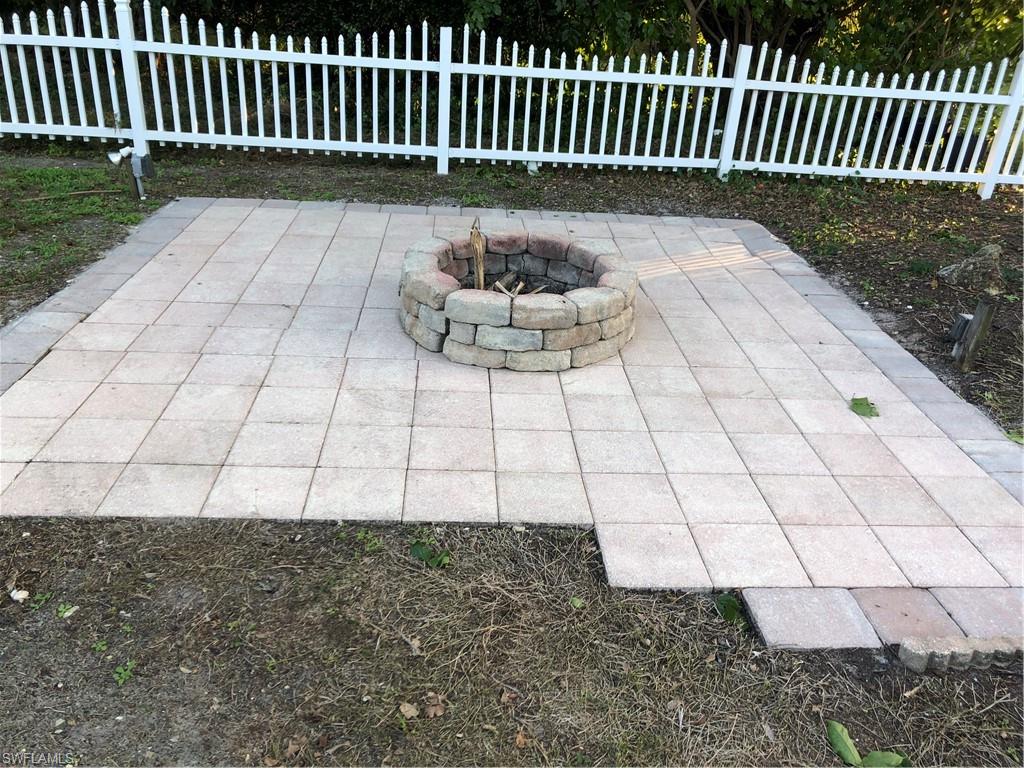 COCONUT RIVER - Residential