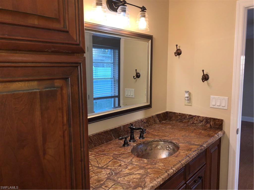 COCONUT RIVER - Residential