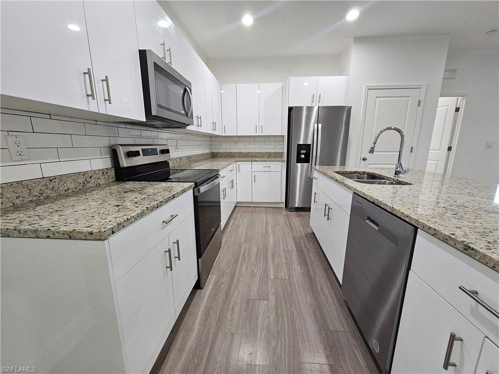 PORT LABELLE - Residential Lease