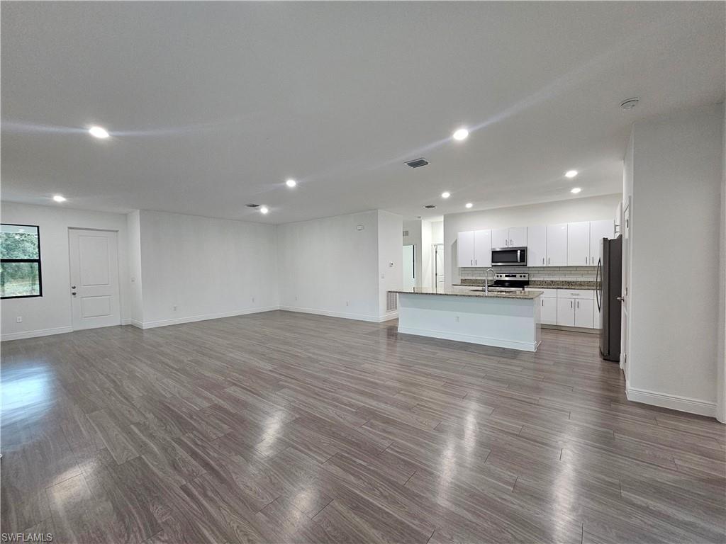 PORT LABELLE - Residential Lease