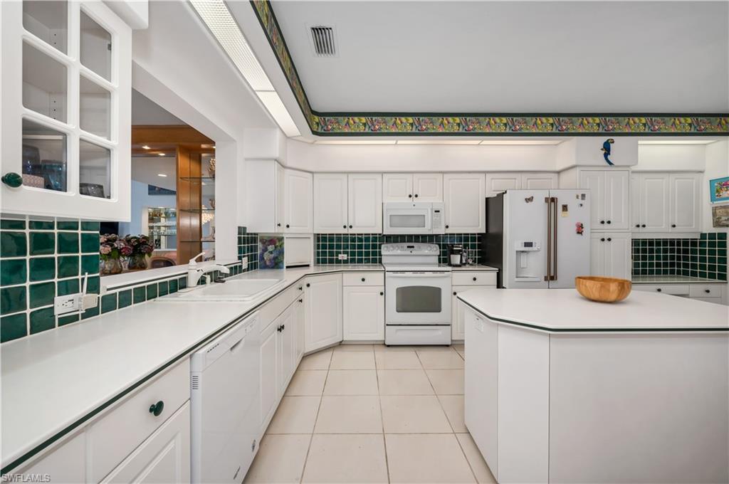 EDGEWOOD COTTAGES - Residential