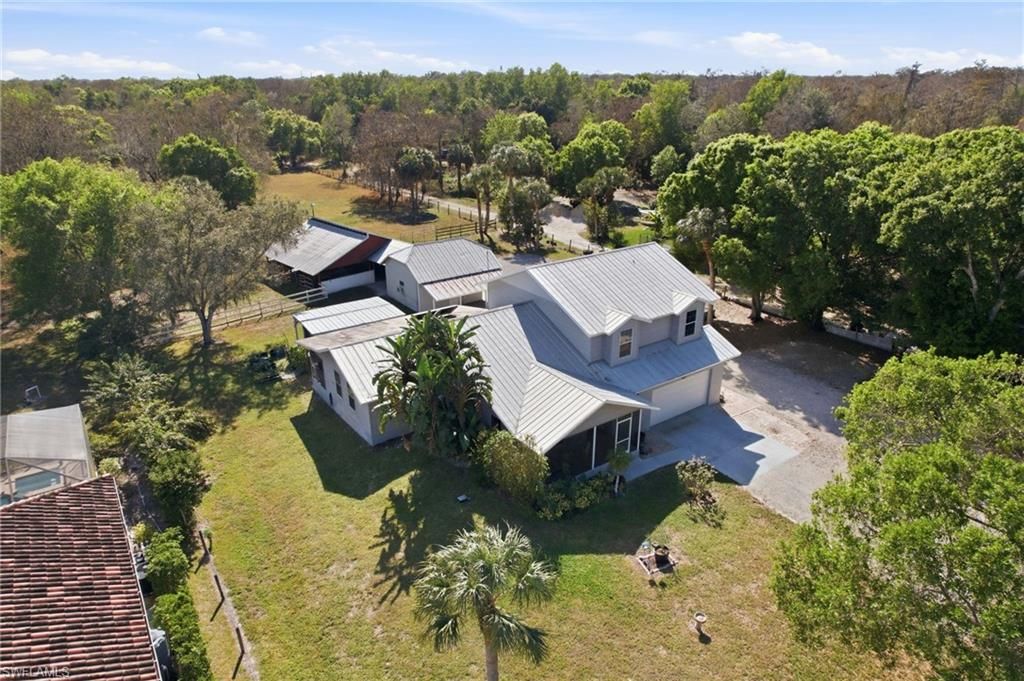 Photo of 5860 Dogwood WAY, NAPLES, FL 34116 (MLS # 226004111)