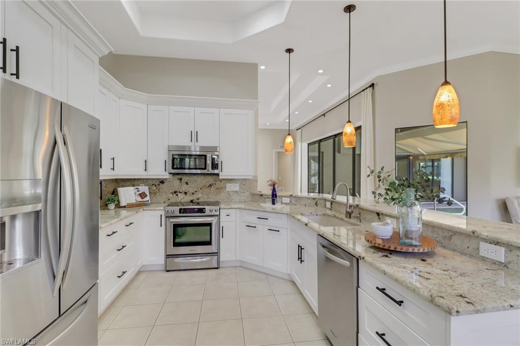 VILLA TUSCANY - Residential