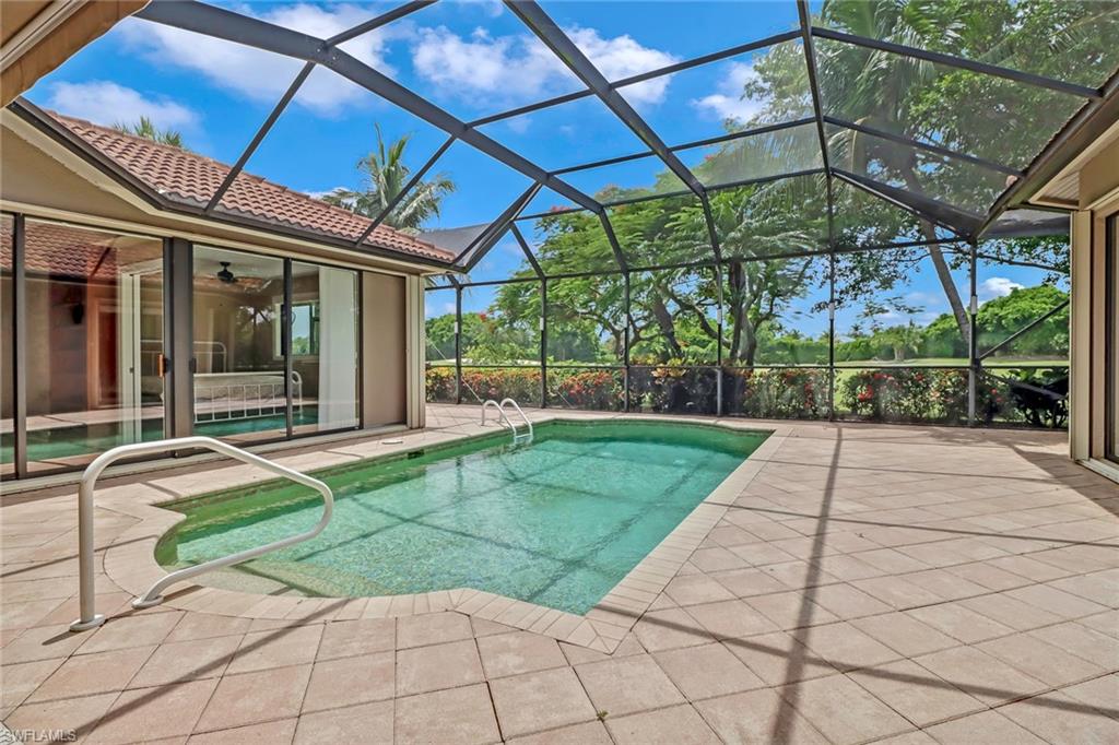 VILLA TUSCANY - Residential