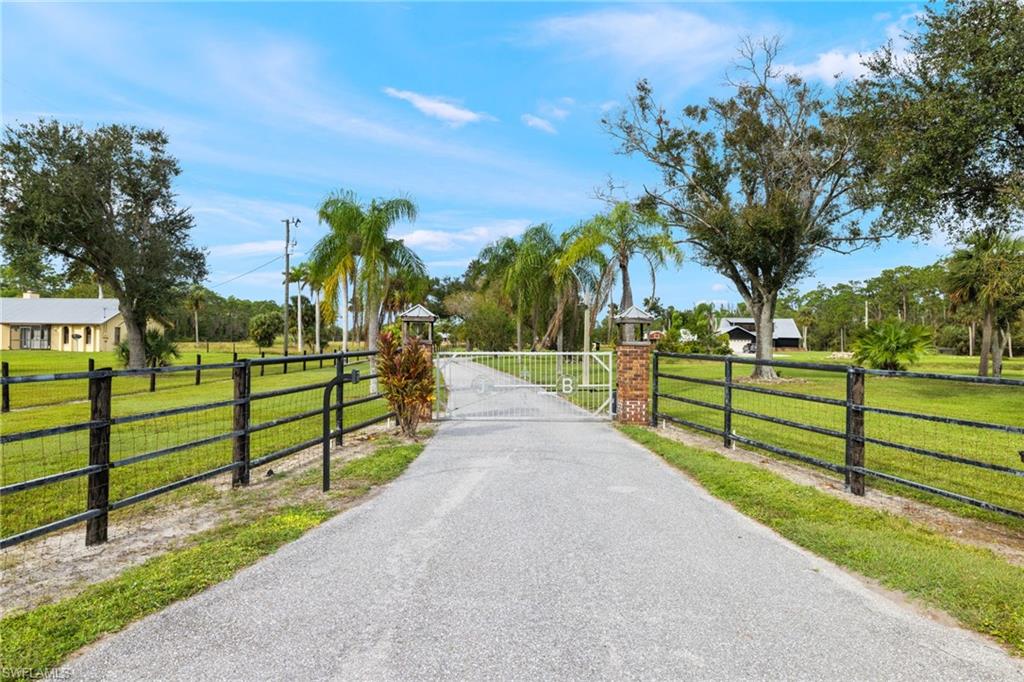 ACREAGE - Residential