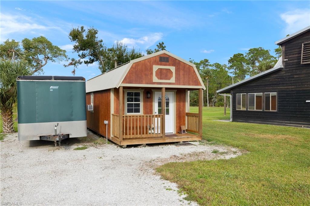 ACREAGE - Residential