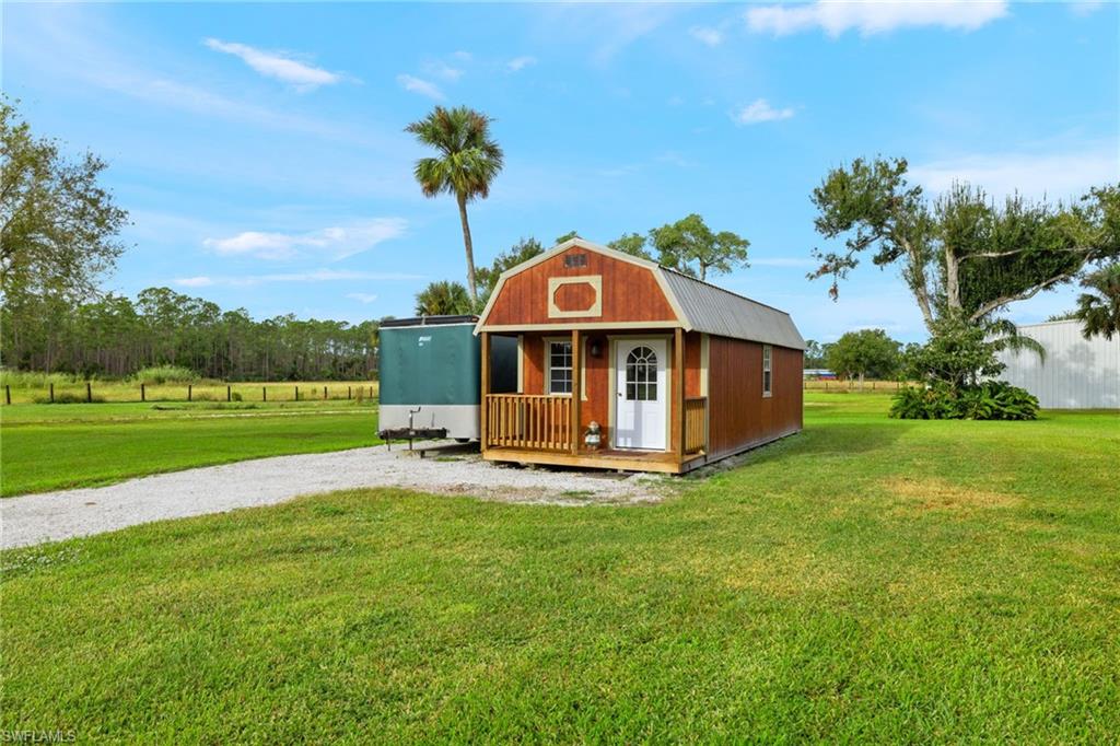 ACREAGE - Residential