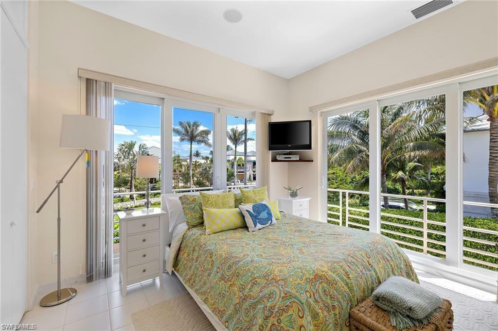 PORT ROYAL - Residential Lease