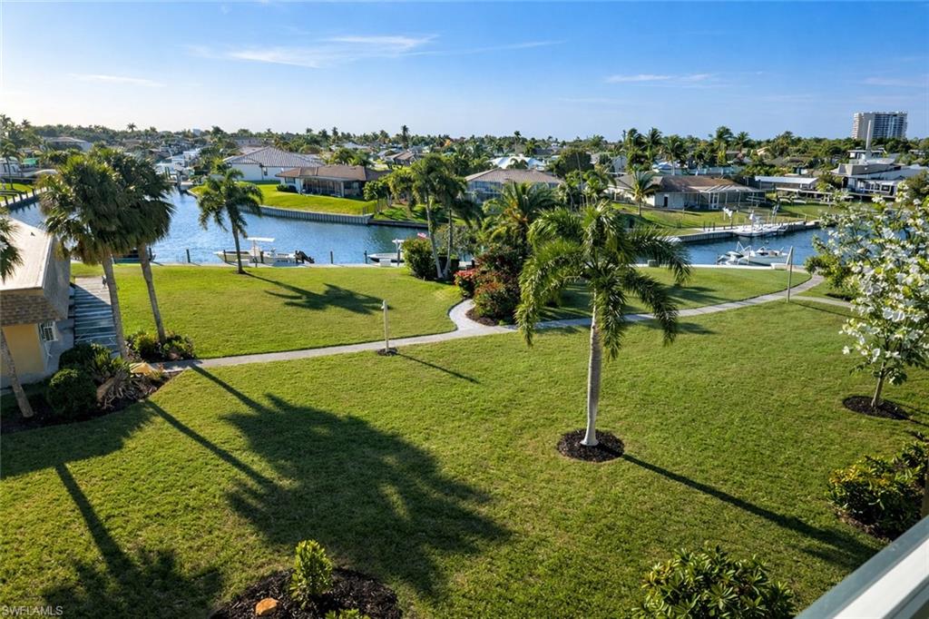 TOWN AND RIVER - Residential