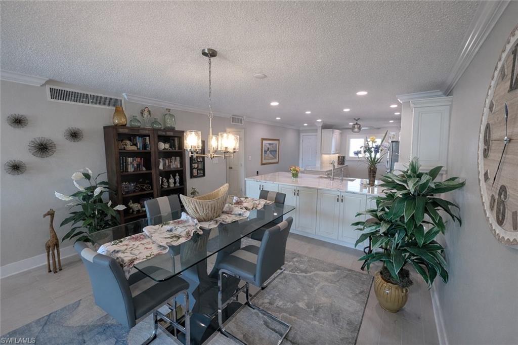 TOWN AND RIVER - Residential