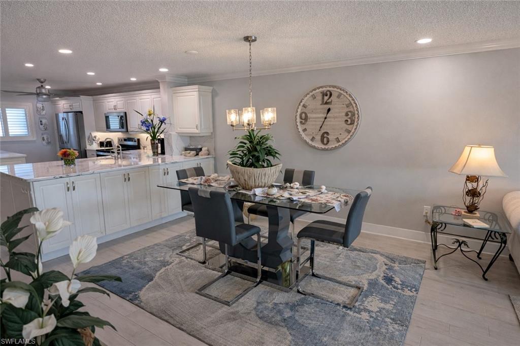 TOWN AND RIVER - Residential