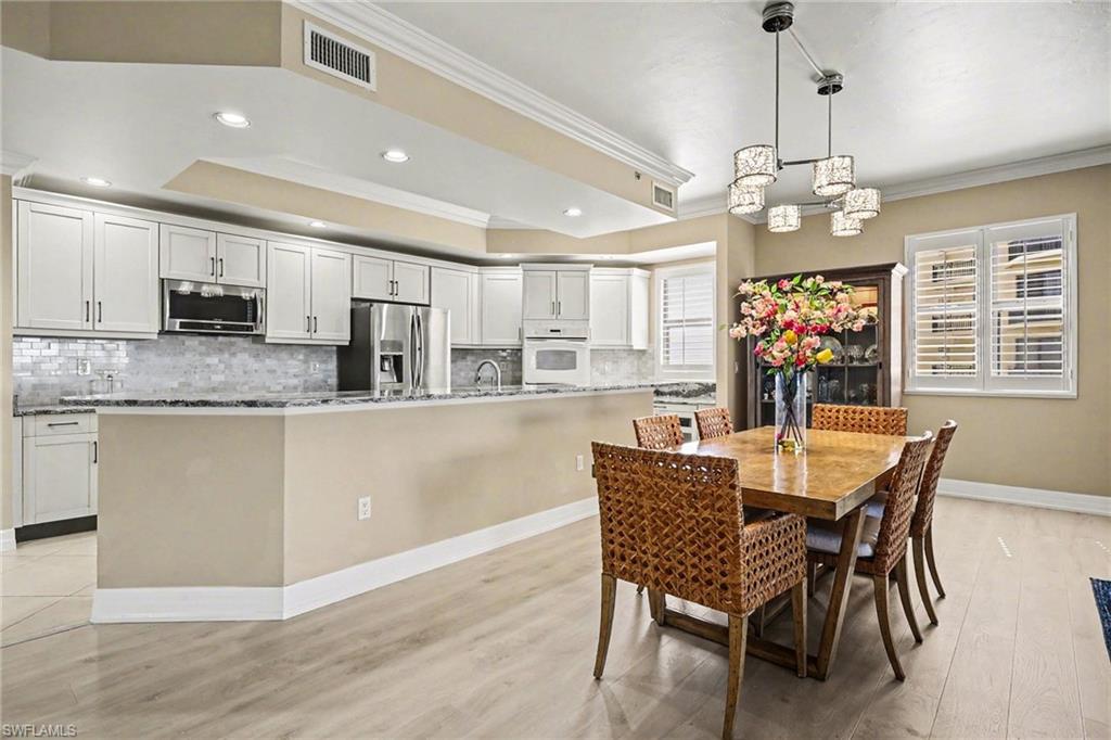 RIVA DEL LAGO - Residential