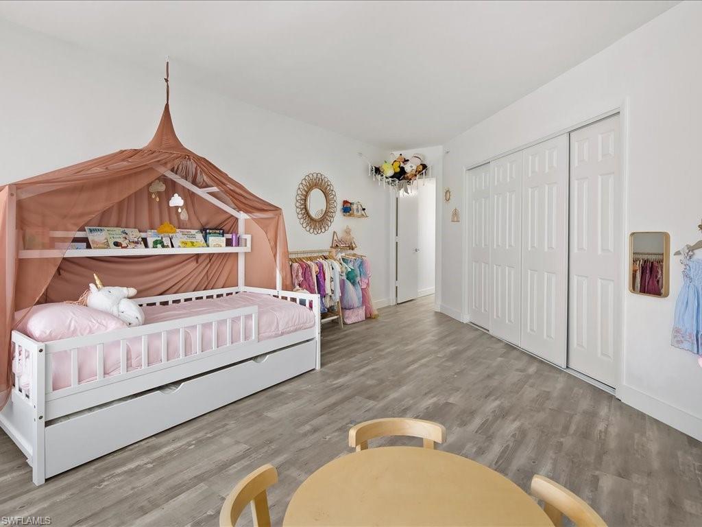 WEDGMONT - Residential