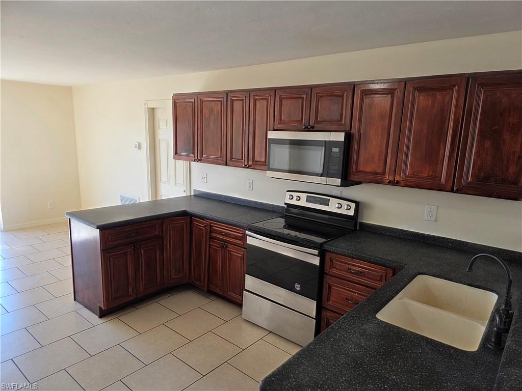 PORT LABELLE - Residential Lease