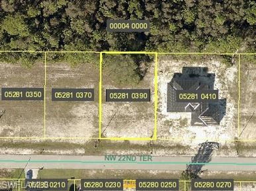 Great lot in unit 82. Nice brand new houses all around. Bring your best offer