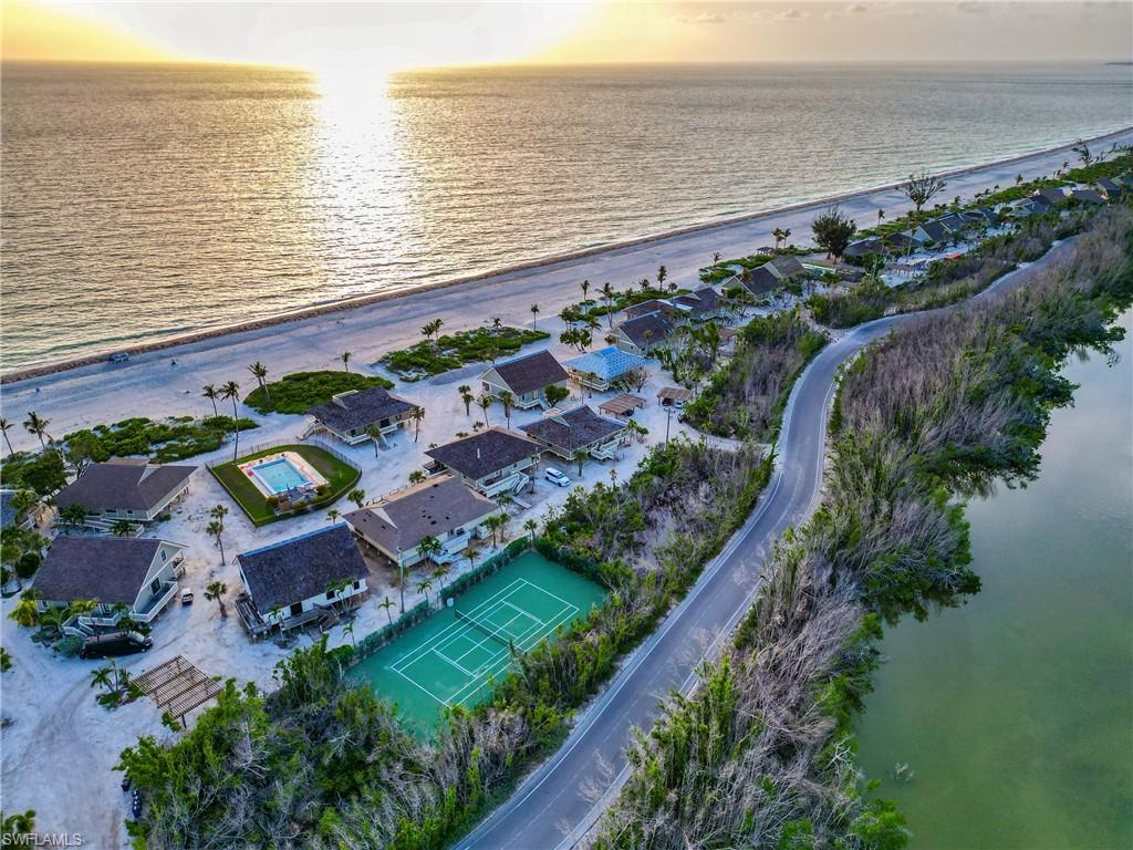 BEACH HOMES - Residential