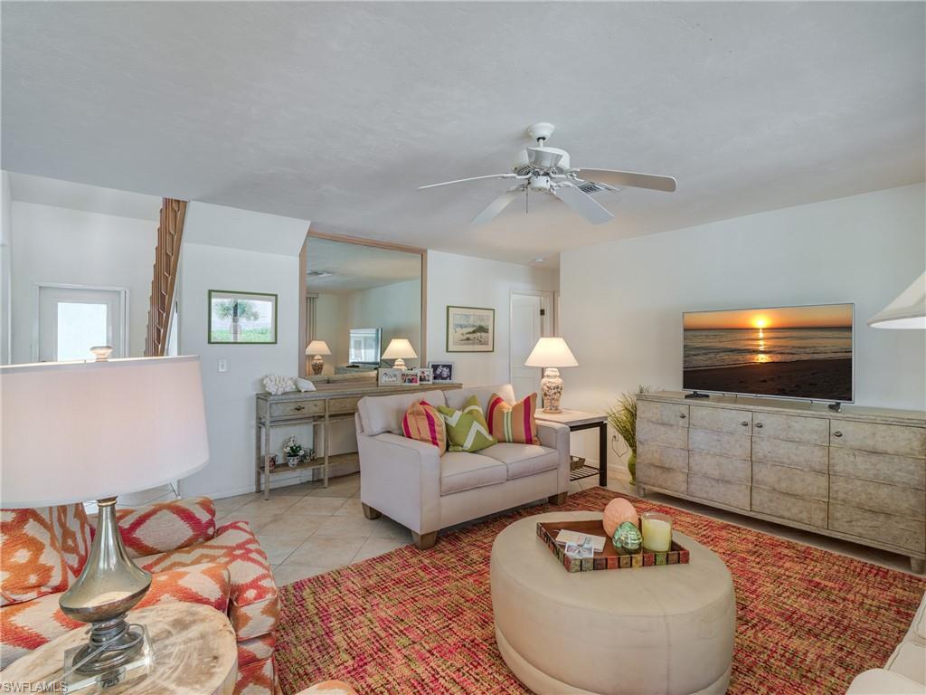 BEACH HOMES - Residential