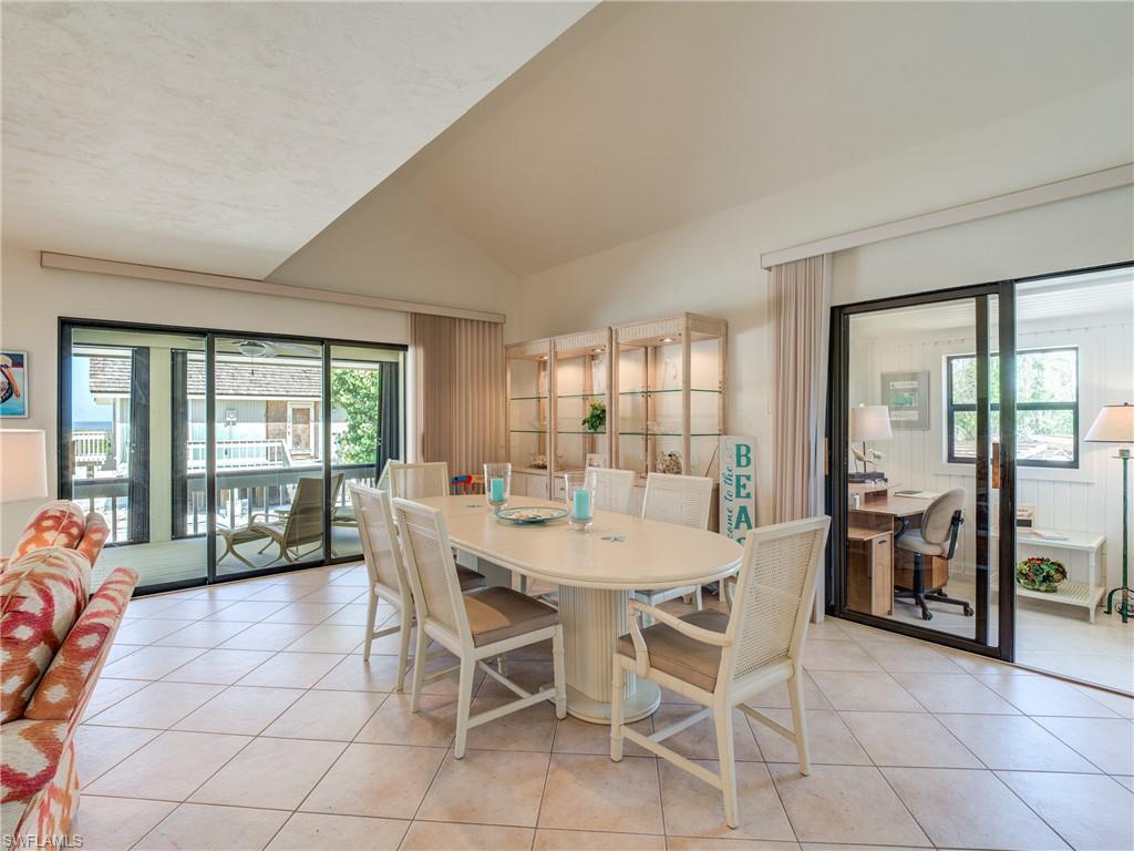 BEACH HOMES - Residential