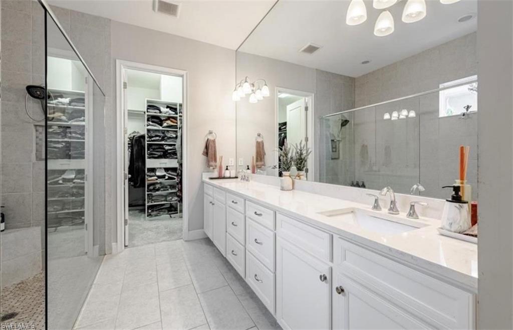 COMPASS LANDING - Residential Lease