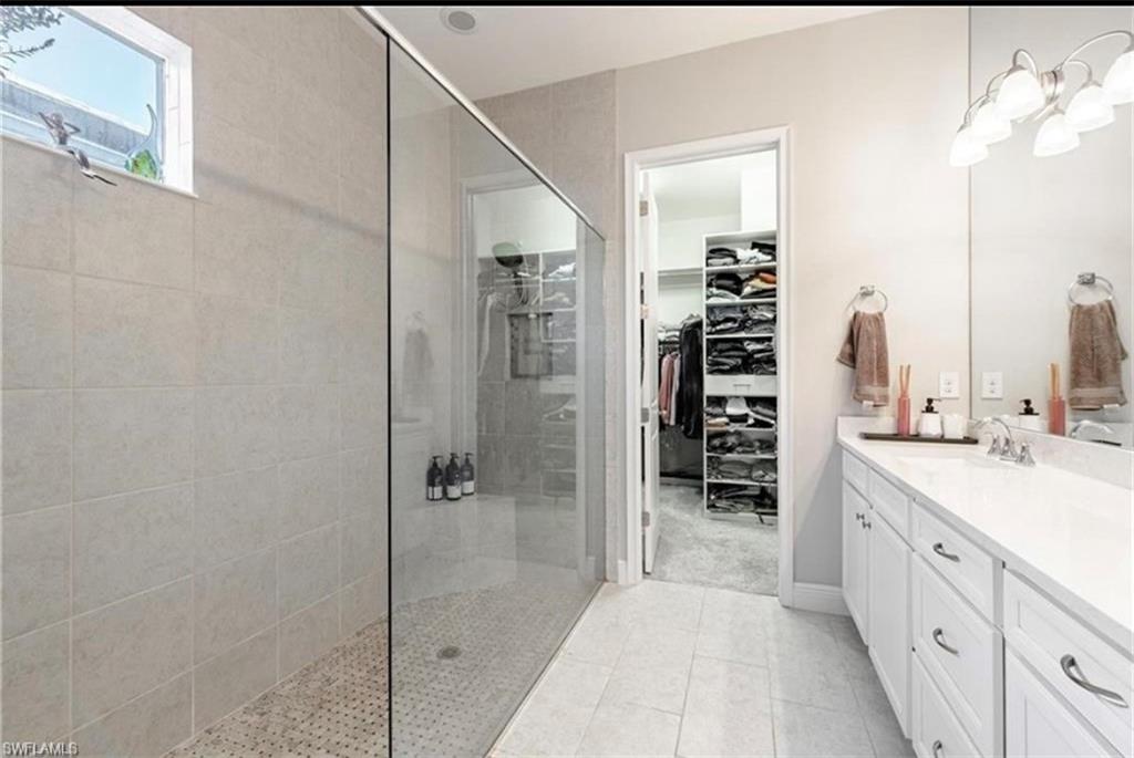 COMPASS LANDING - Residential Lease