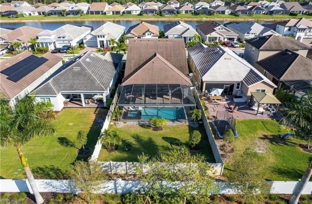 COMPASS LANDING - Residential Lease