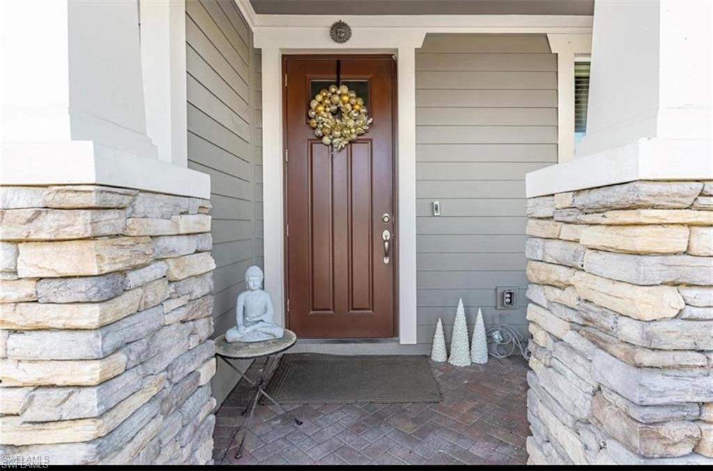 COMPASS LANDING - Residential Lease