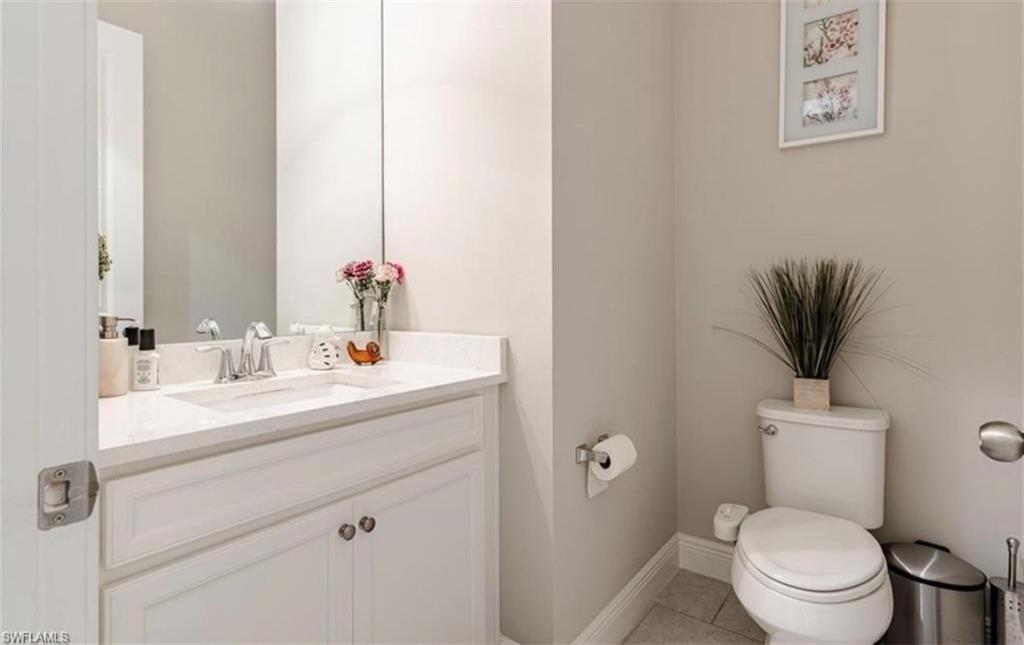 COMPASS LANDING - Residential Lease