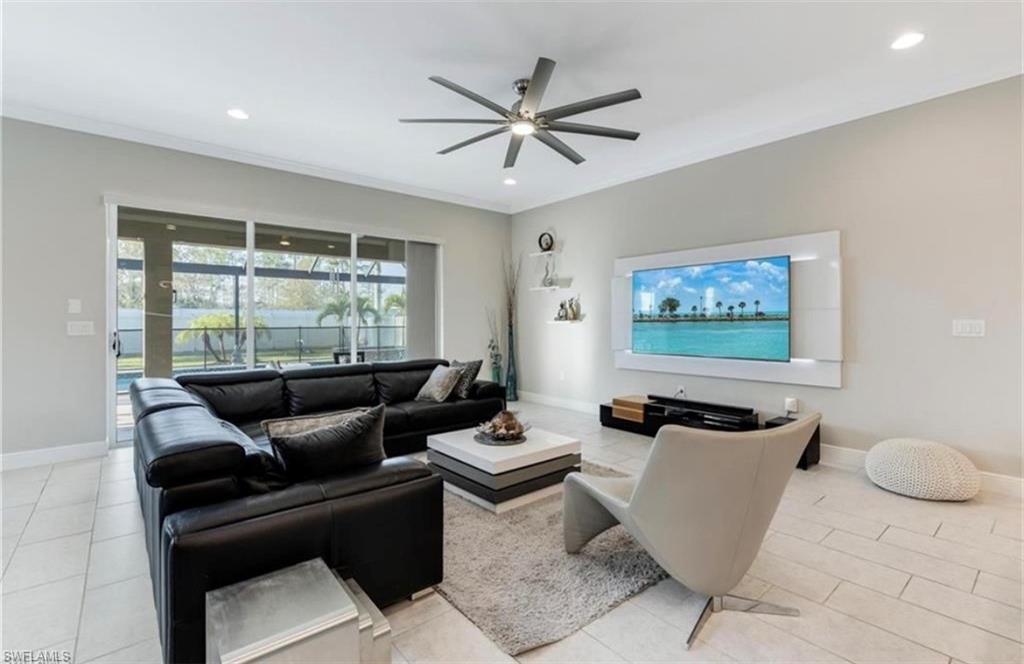 COMPASS LANDING - Residential Lease