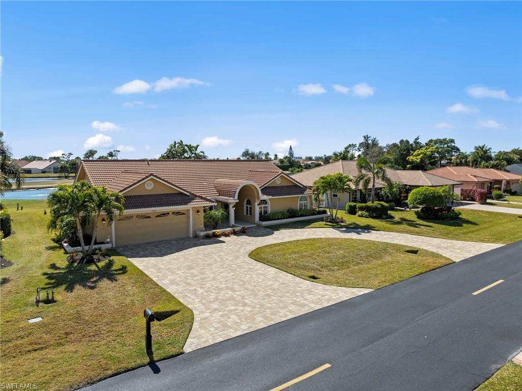 SPANISH WELLS - Residential