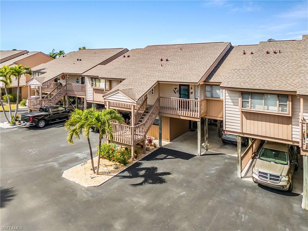 CAPTAINS HARBOR CONDO - Residential