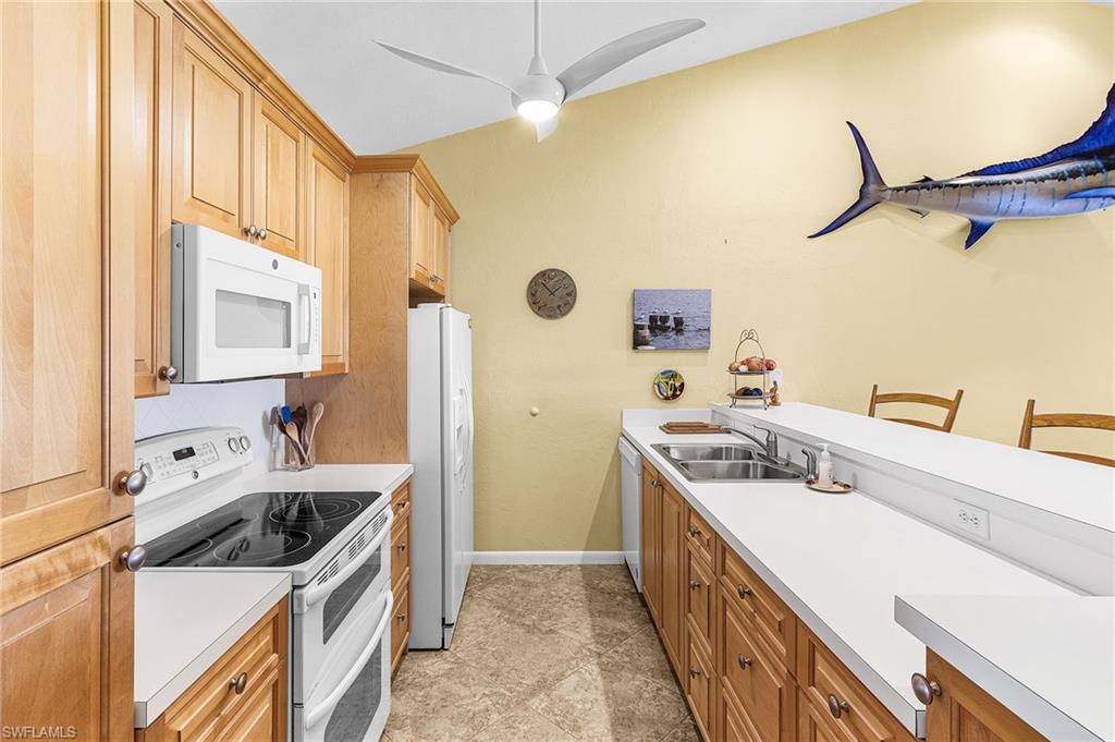 CAPTAINS HARBOR CONDO - Residential