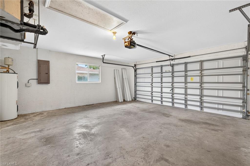 CAPE CORAL - Residential Lease