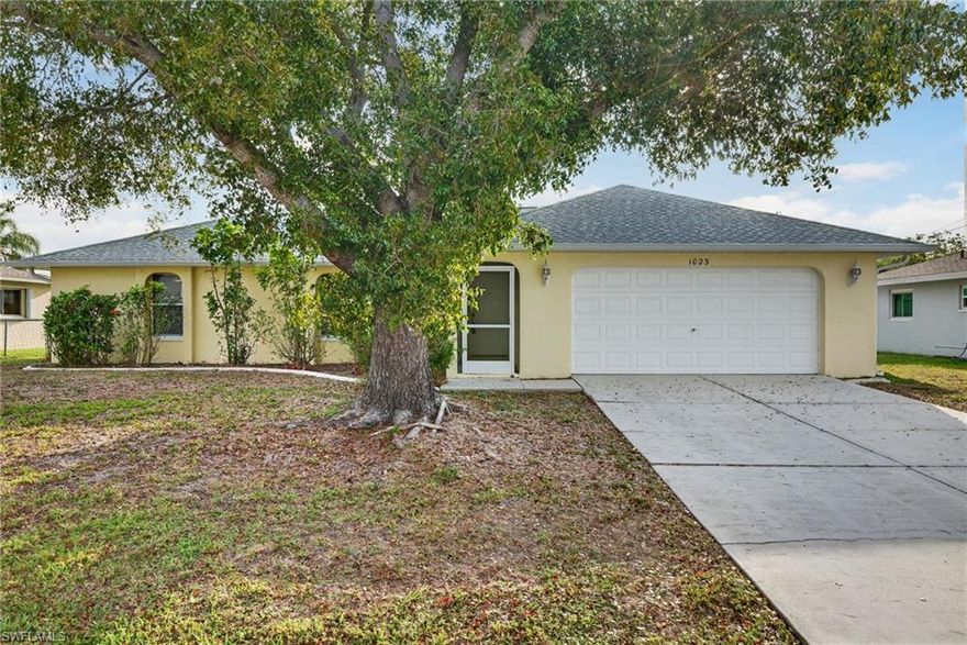 Cozy 3 Bed 2 Bath Home Available Immediately
Discover this freshly painted 3-bedroom, 2-bath home in Cape Coral, FL. The interior has been refreshed with new paint and new vinyl floors throughout, offering a clean, low-maintenance living space. Pet-friendly with approval makes this residence a flexible option for animal owners. Situated in a convenient Cape Coral location, the layout provides practical living areas and comfortable bedrooms. Big Beautiful tree shades the front! Schedule a viewing to see how this move-in-ready home could suit your needs.