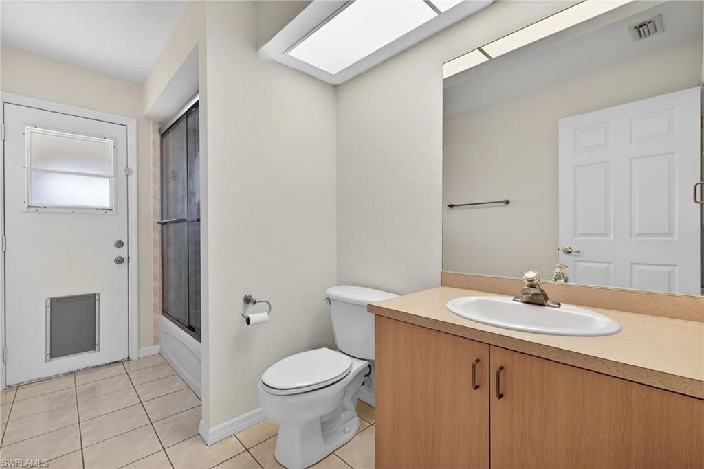 CAPE CORAL - Residential Lease