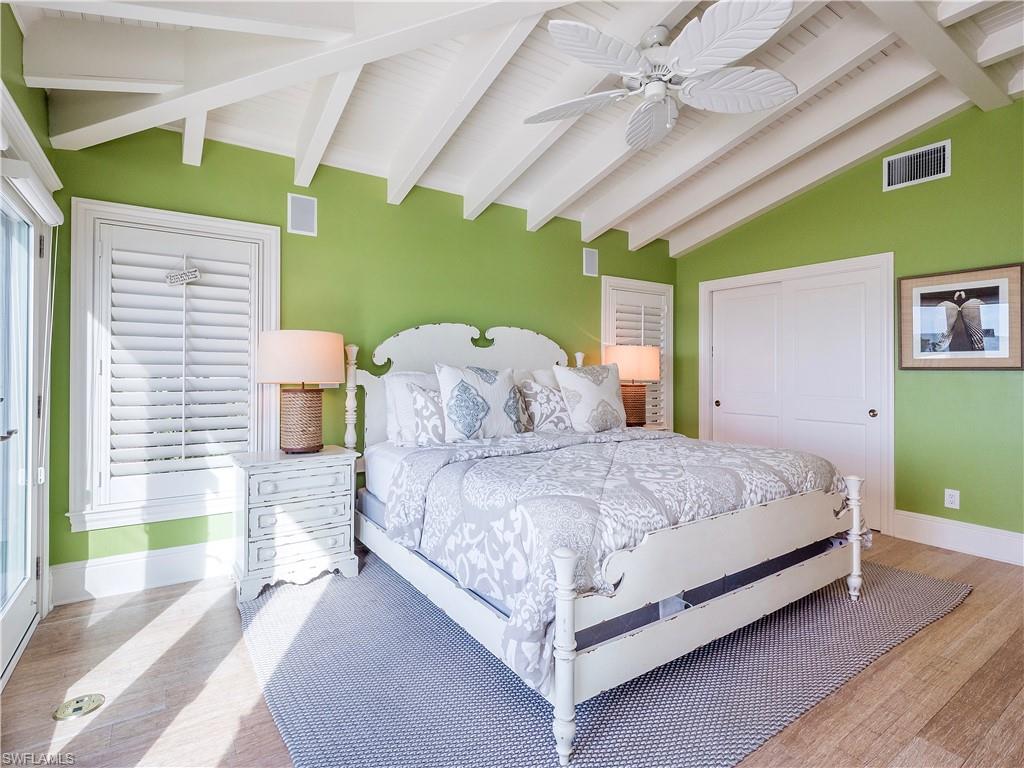 CAPTIVA BEACH - Residential