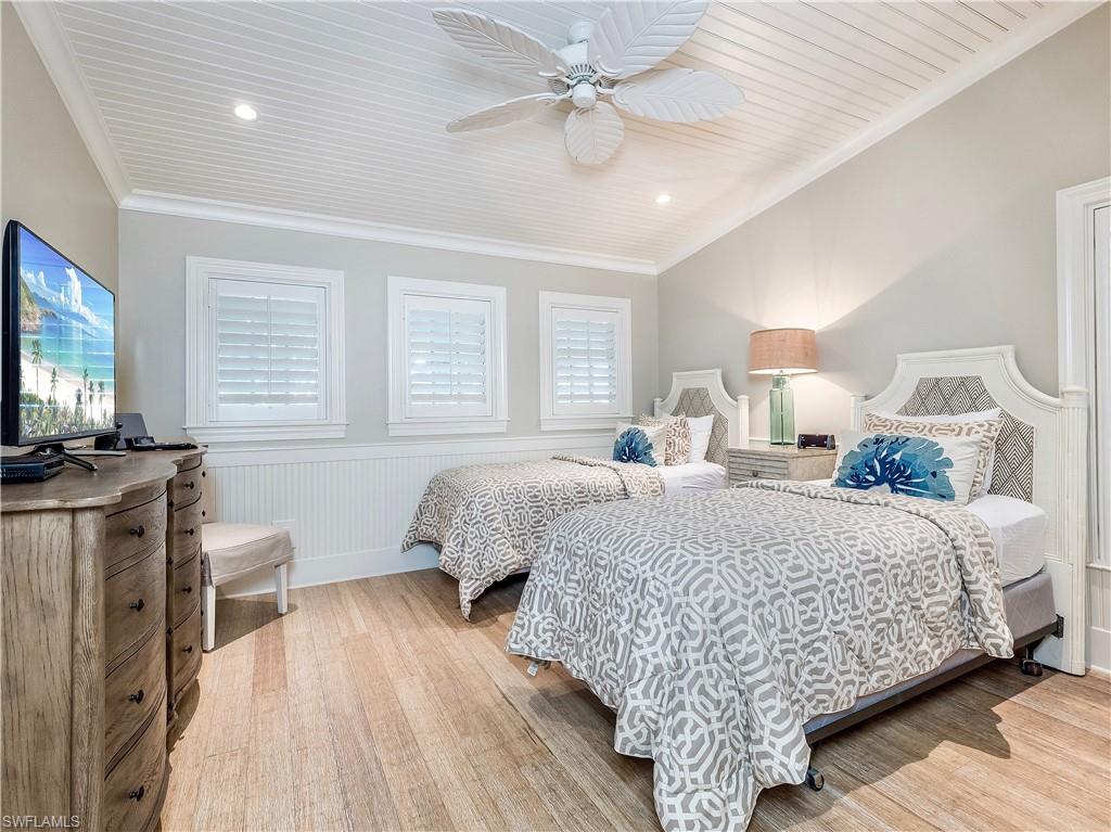 CAPTIVA BEACH - Residential