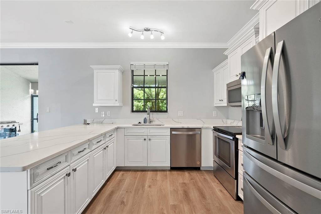 SUMMIT PLACE - Residential