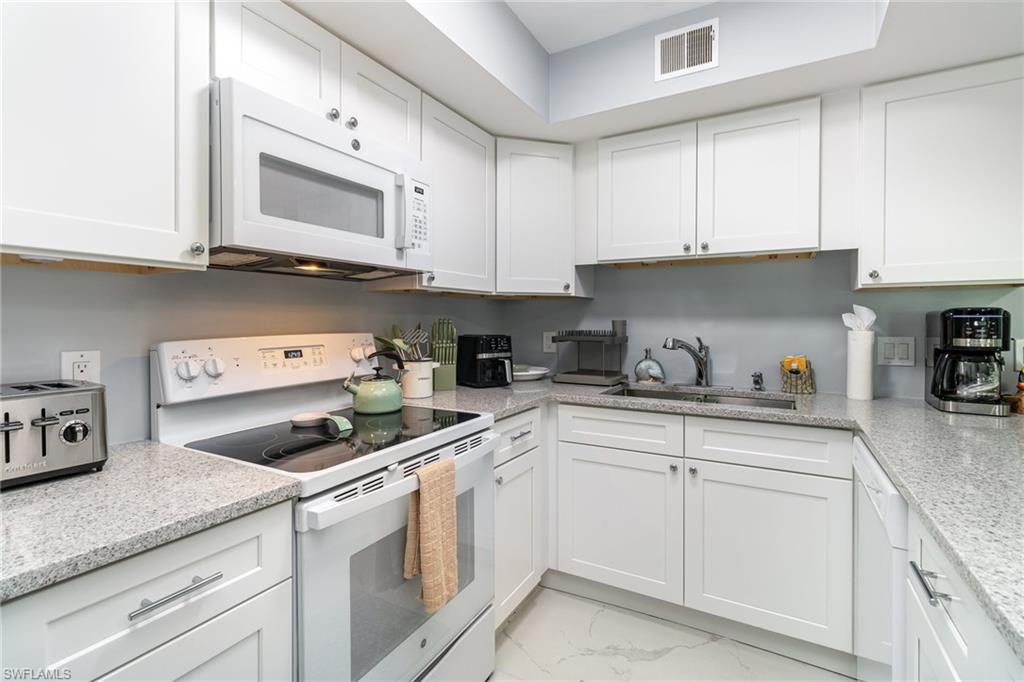 SAN MARCO VILLAS - Residential Lease