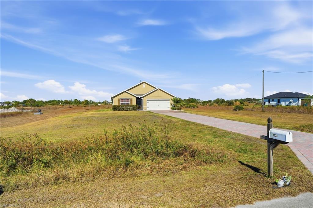 GOLDEN GATE ESTATES - Residential