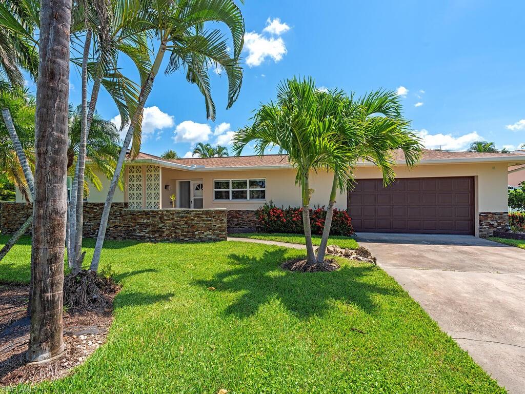 152 Coral Vine DR
